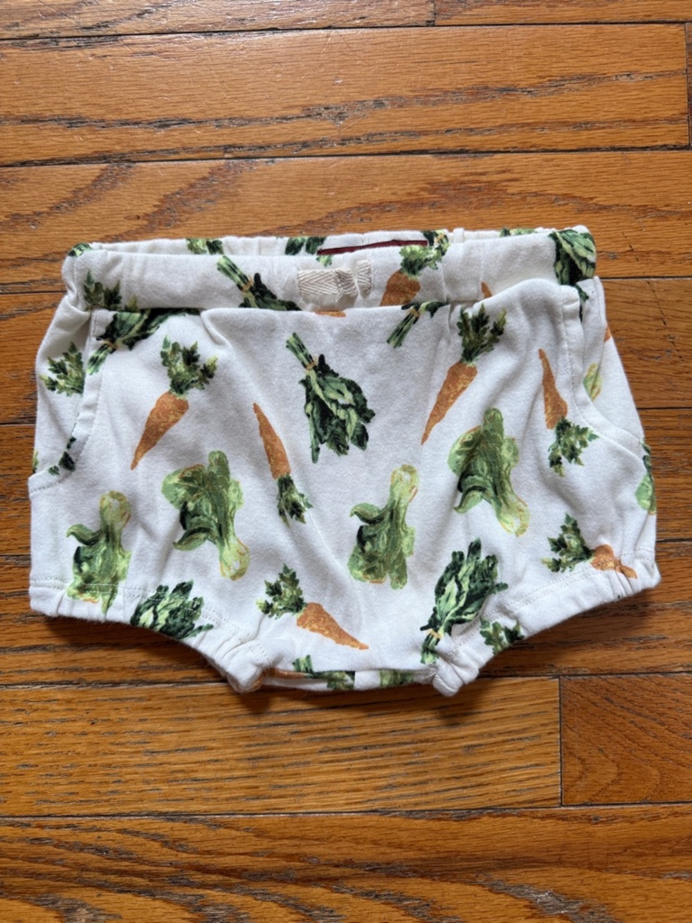Milkbarn Baby bloomers with Green and Orange Veggie Print